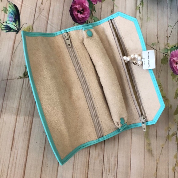 Tiffany&Co. Tiffany blue leather jewelry roll/case - Picture 6 of 9